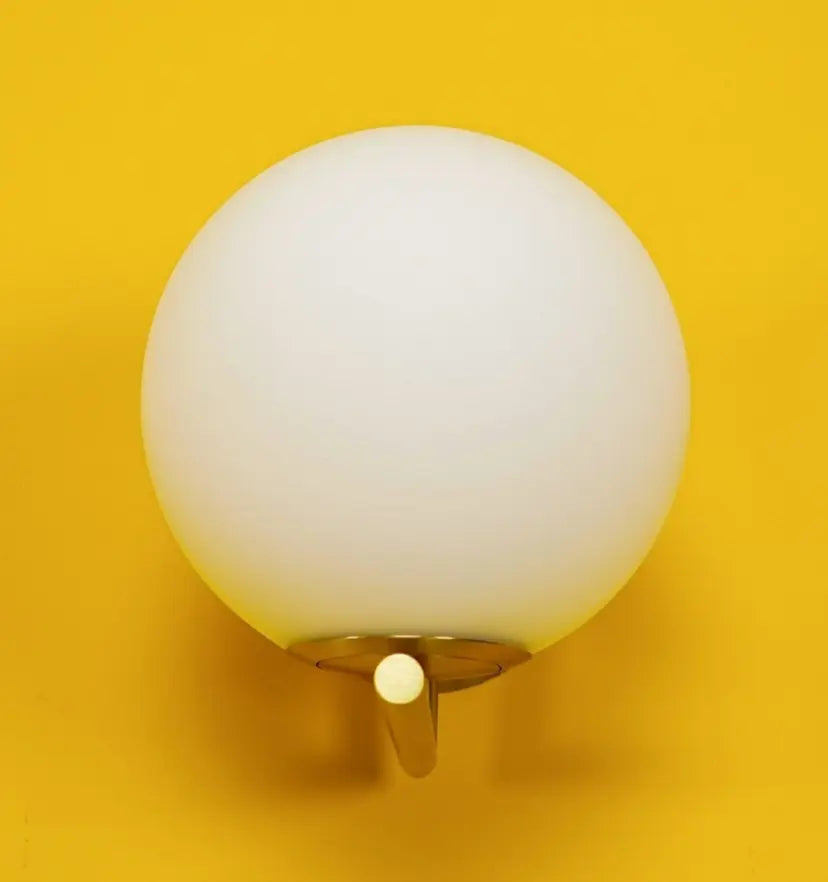 IC Wall Light