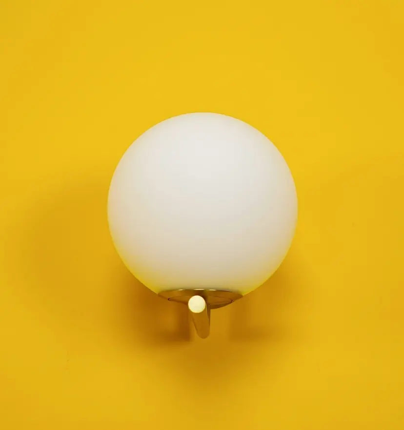 IC Wall Light