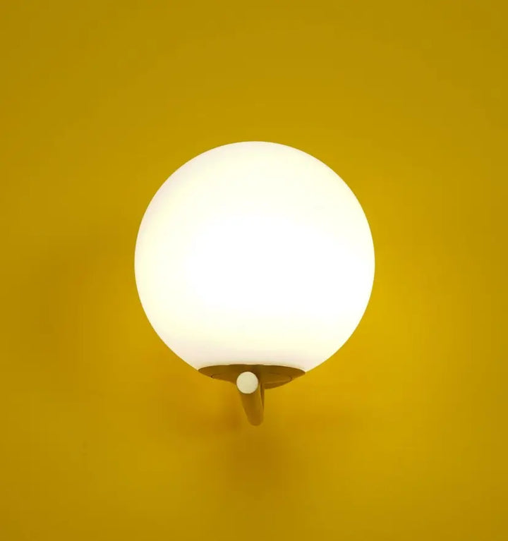 IC Wall Light