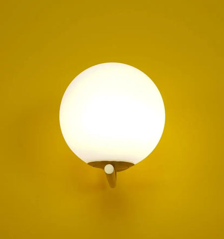 IC Wall Light