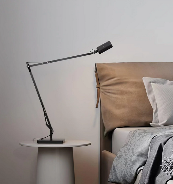 Kelvin Edge Table Lamp