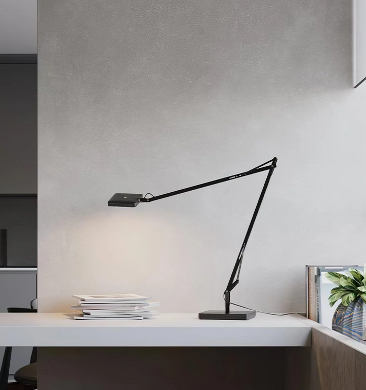 Kelvin Edge Table Lamp