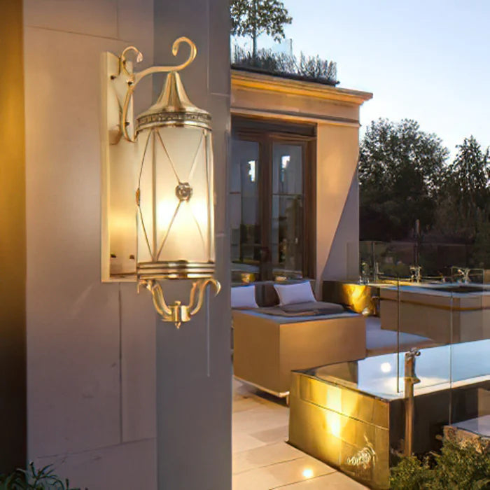 Kimpton Outdoor Wall Light - Yiarolight