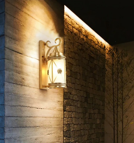 Kimpton Outdoor Wall Light - Yiarolight