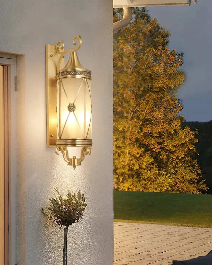 Kimpton Outdoor Wall Light - Yiarolight