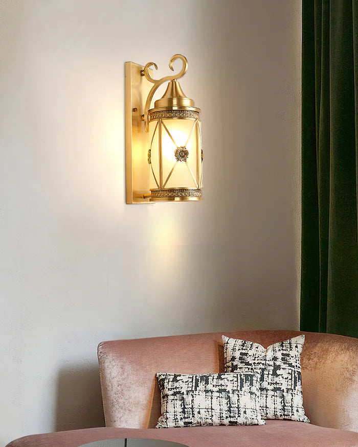 Kimpton Outdoor Wall Light - Yiarolight
