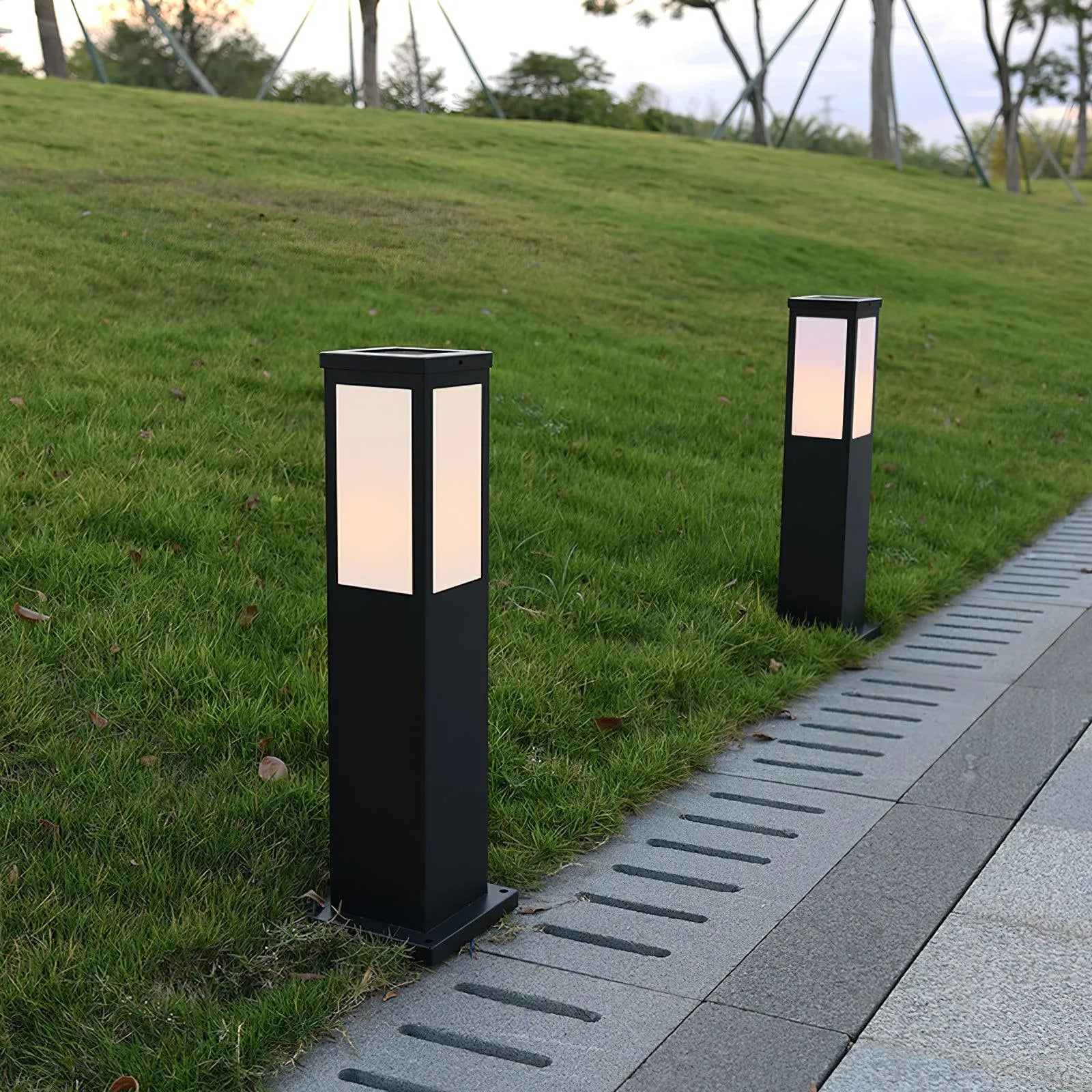 Kuzco Bollard Outdoor Light - Yiarolight