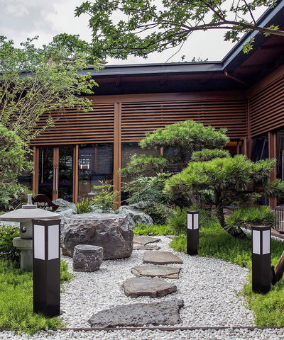 Kuzco Bollard Outdoor Light - Yiarolight