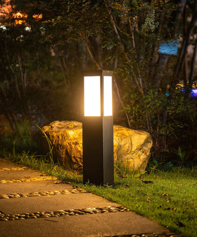 Kuzco Bollard Outdoor Light - Yiarolight