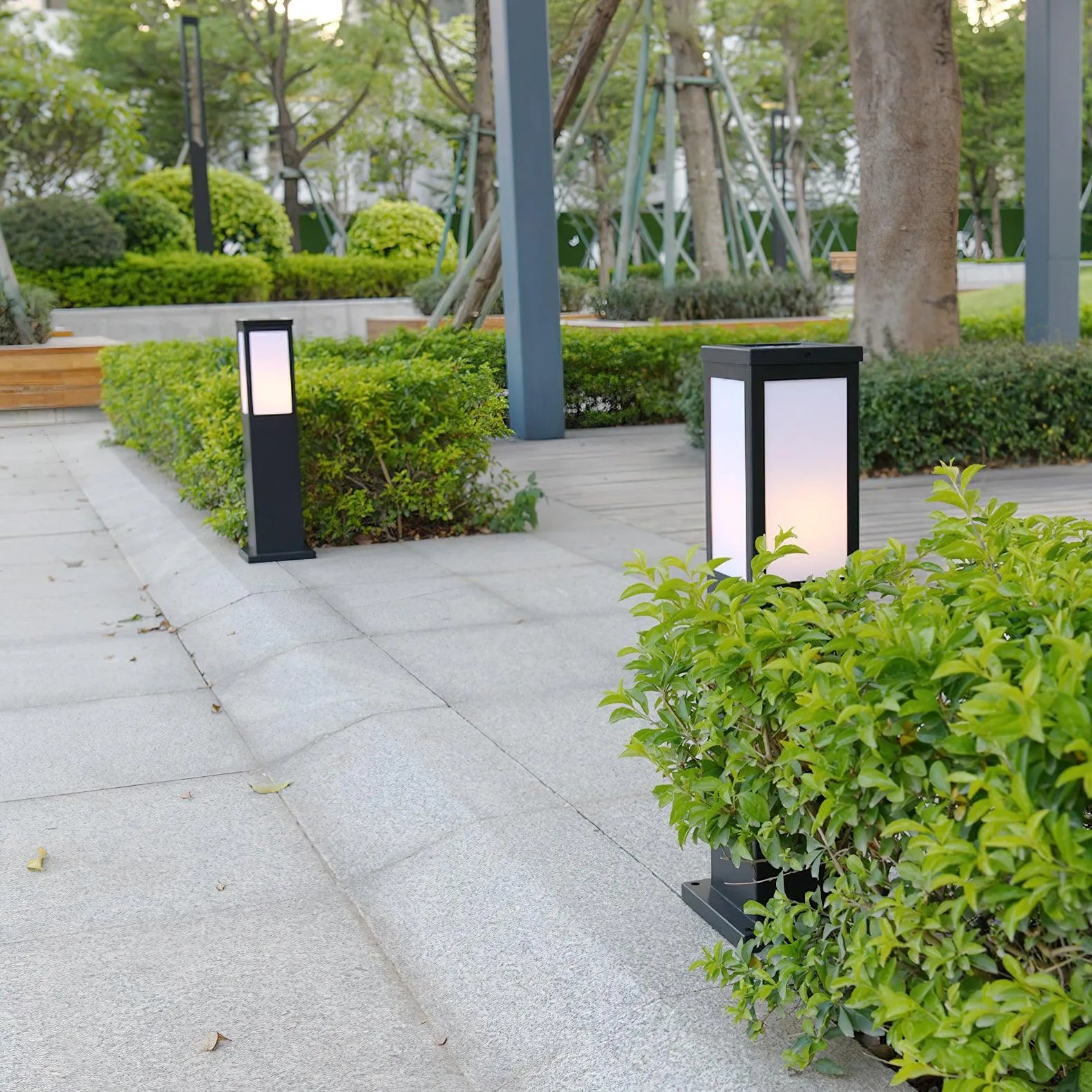 Kuzco Bollard Solar Outdoor Light - Yiarolight