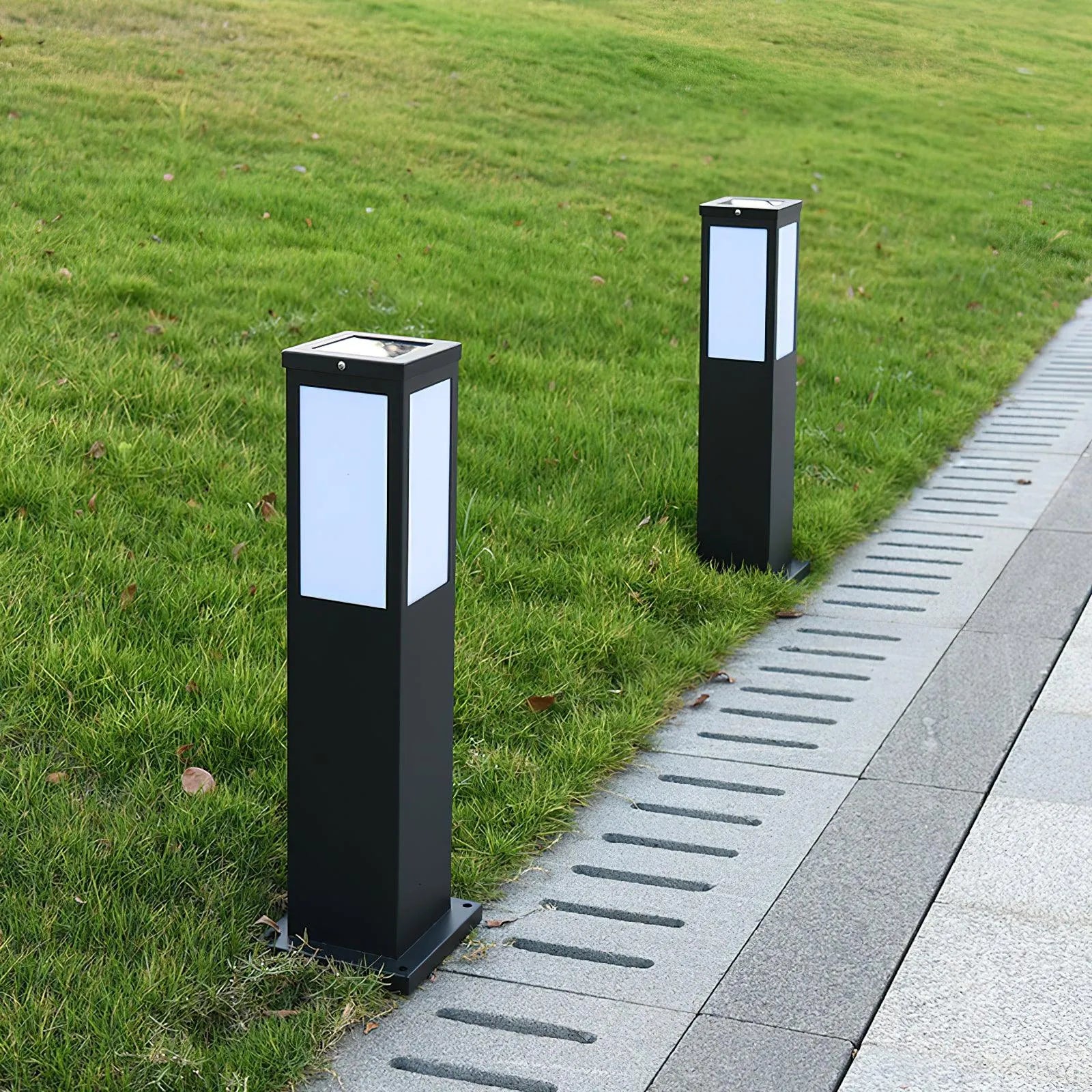 Kuzco Bollard Solar Outdoor Light - Yiarolight