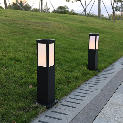 Kuzco Bollard Solar Outdoor Light - Yiarolight
