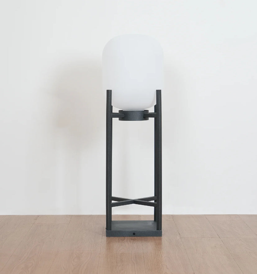 Lantern Outdoor Solar Floor Lamp
