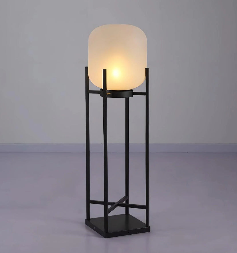 Lantern Outdoor Solar Floor Lamp