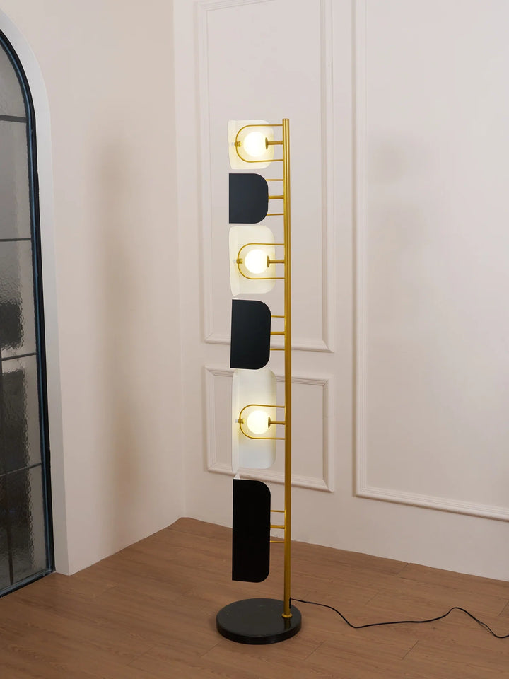 Leagan Floor Lamp