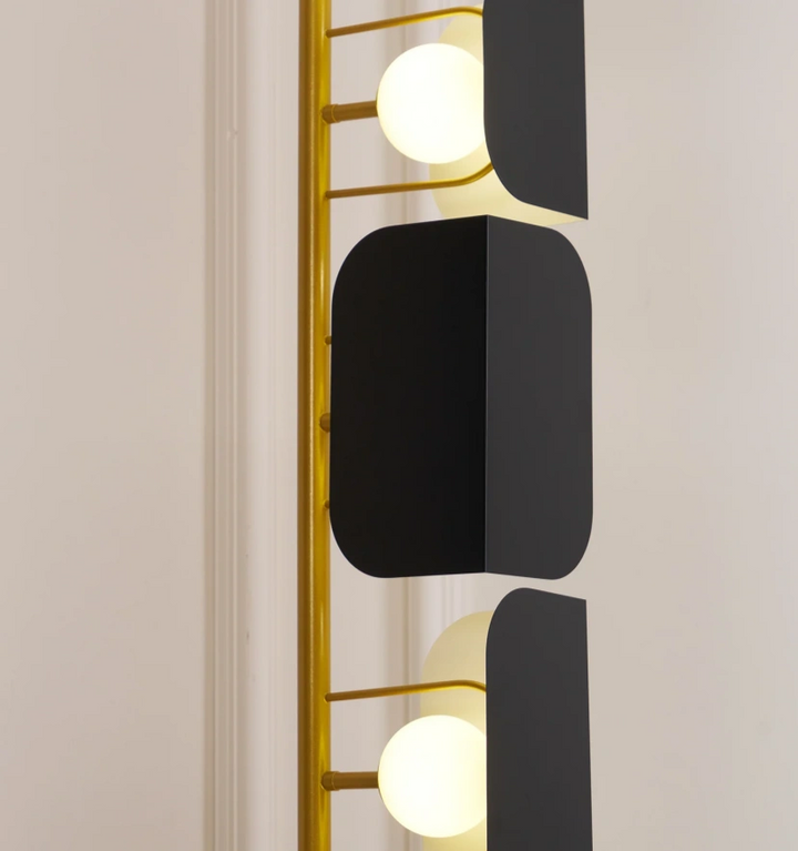 Leagan Floor Lamp