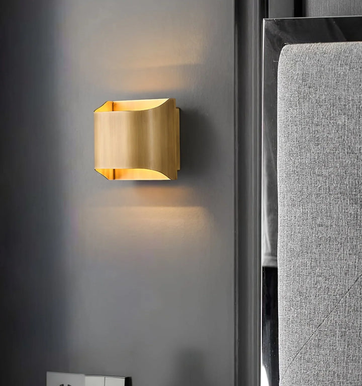 Leclerc Sconce