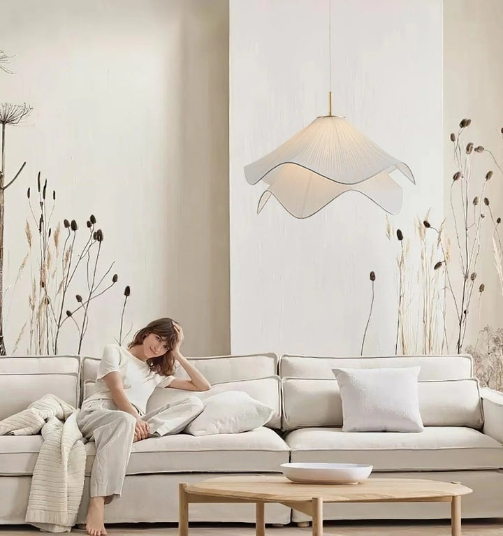 ETHEREAL BLOOM PENDANT LIGHT