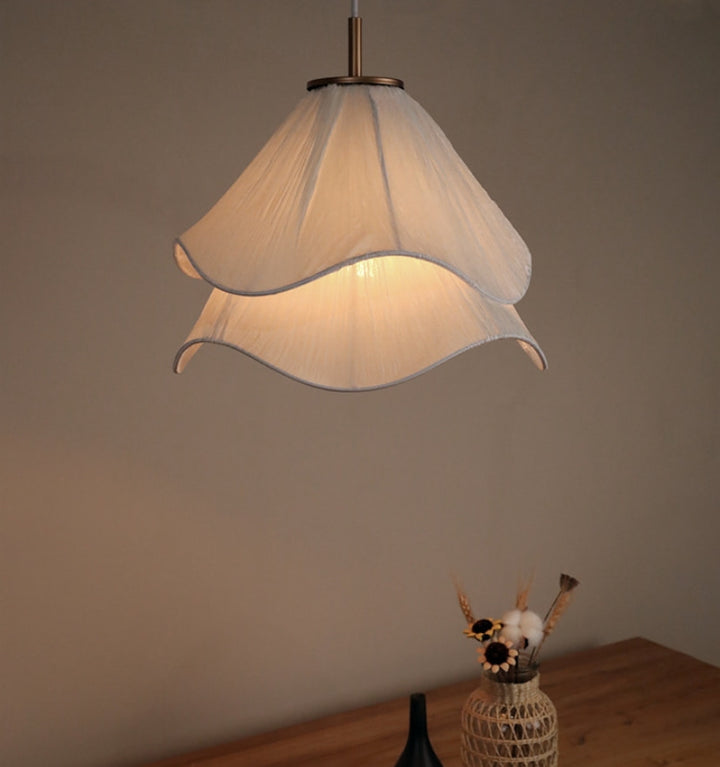 ETHEREAL BLOOM PENDANT LIGHT