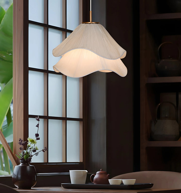 ETHEREAL BLOOM PENDANT LIGHT