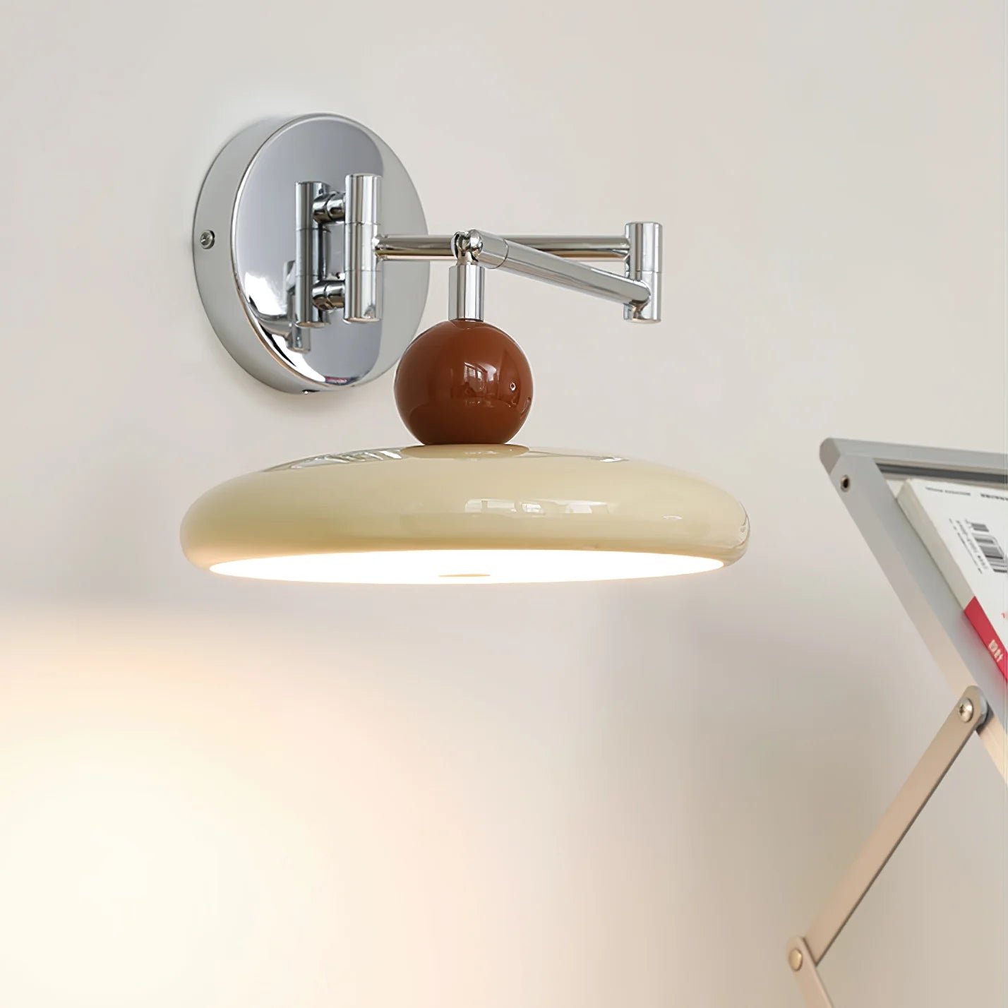 Lola Swing Arm Wall Lamp - Yiarolight