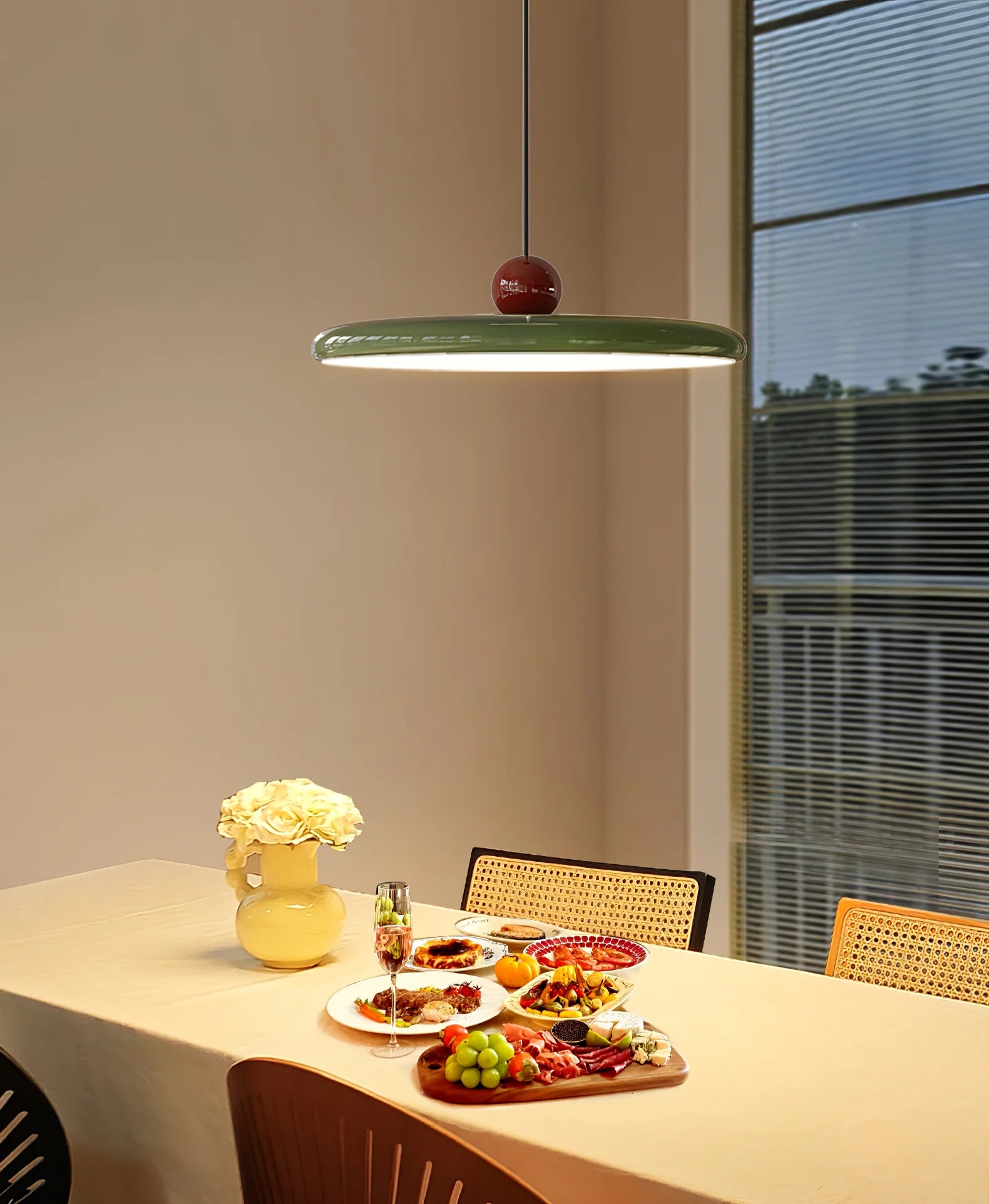 Lola Swing Pendant Lamp - Yiarolight