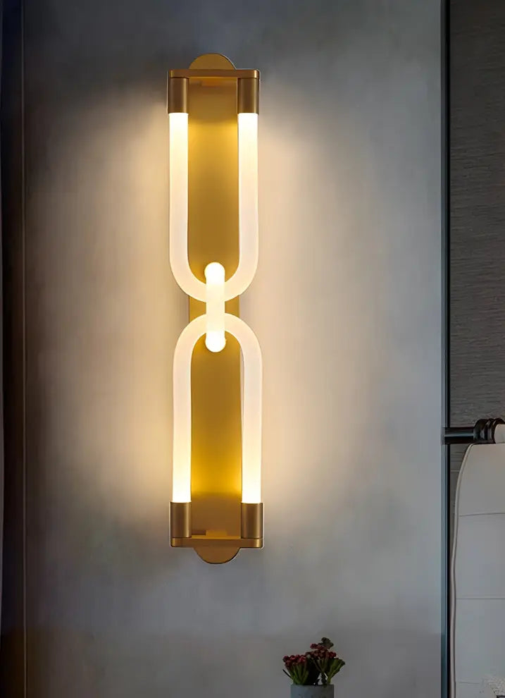 Loopi Wall Lamp