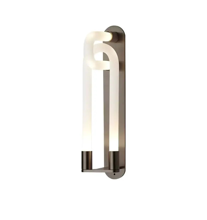 Loopi Wall Lamp