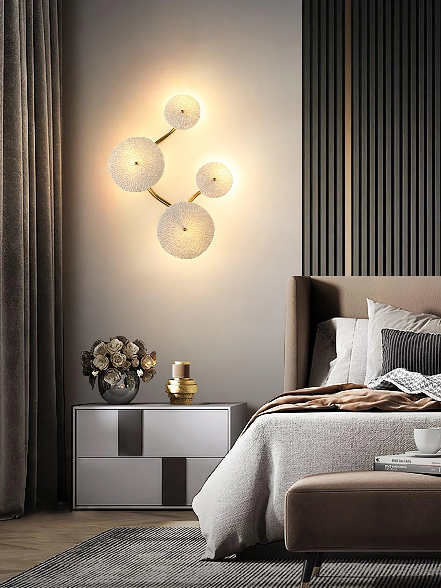 Lotus Cascade Wall Lamp
