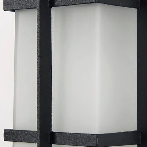 Madison Lantern Outdoor Wall Lamp - Yiarolight