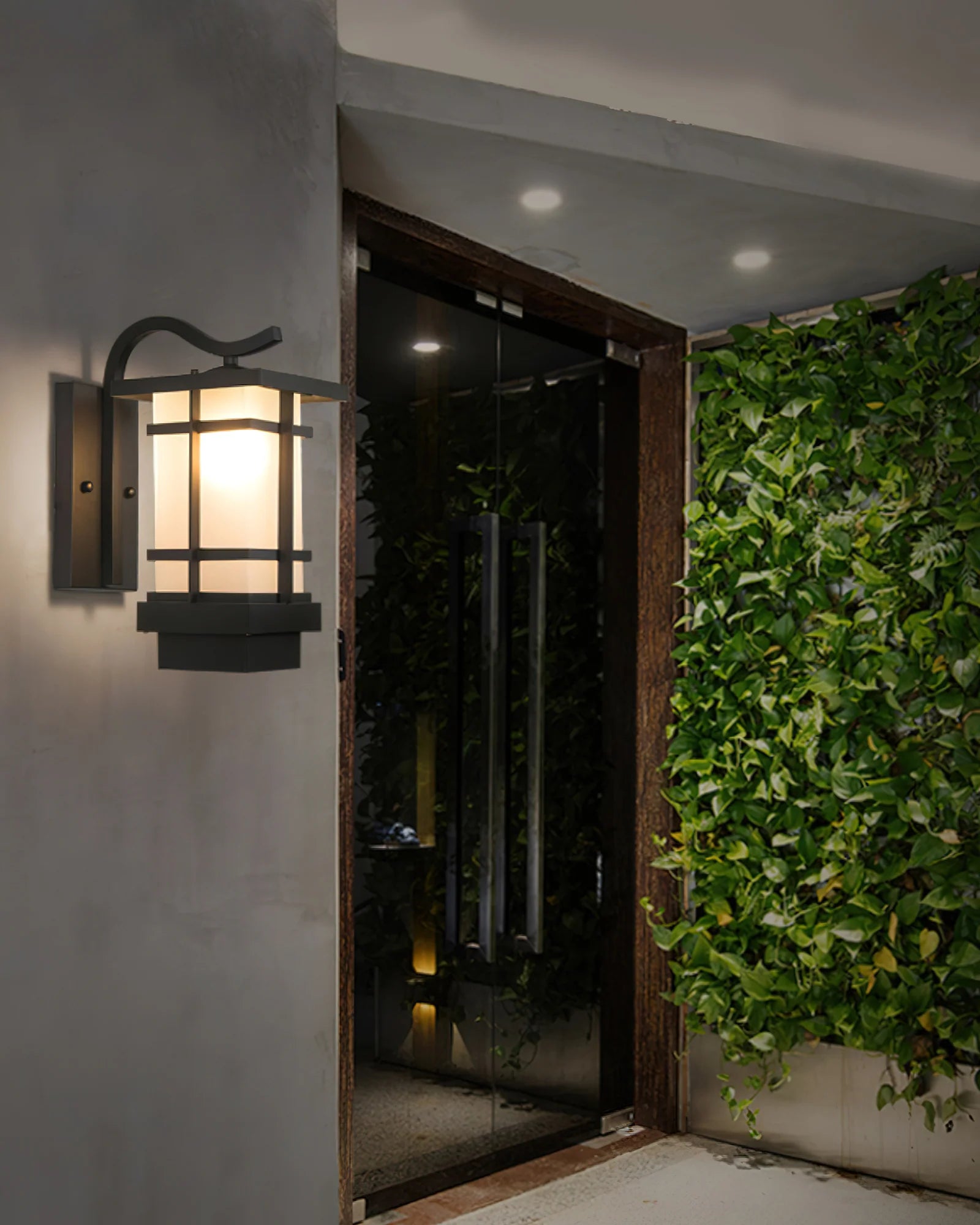 Madison Lantern Outdoor Wall Lamp - Yiarolight
