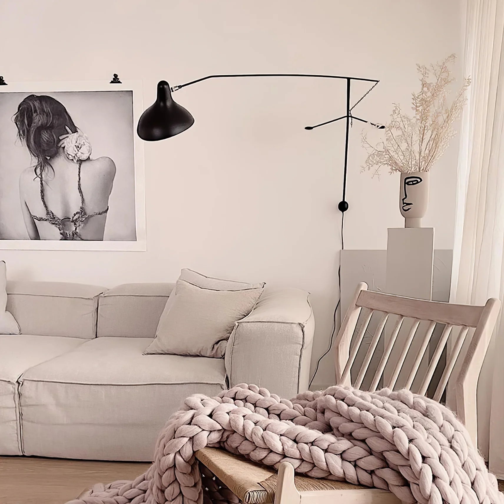 Mantis Arm Wall Lamp - Yiarolight