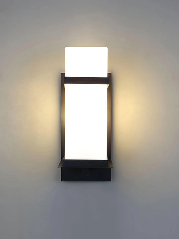 Mcdade Outdoor Wall Light - Yiarolight