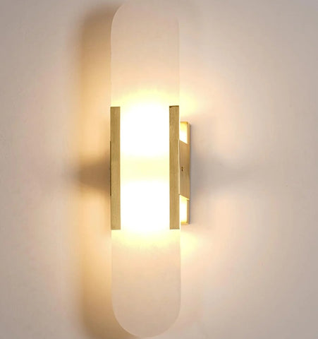 MELANGE ELONGATED ALABASTER WALL LAMP