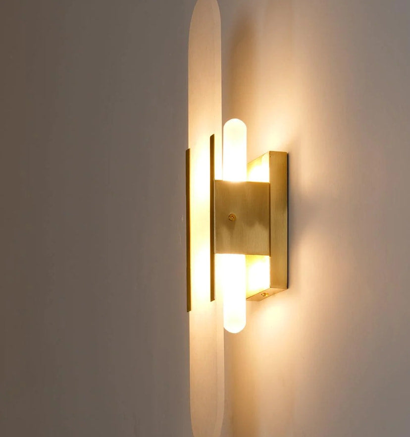 MELANGE ELONGATED ALABASTER WALL LAMP