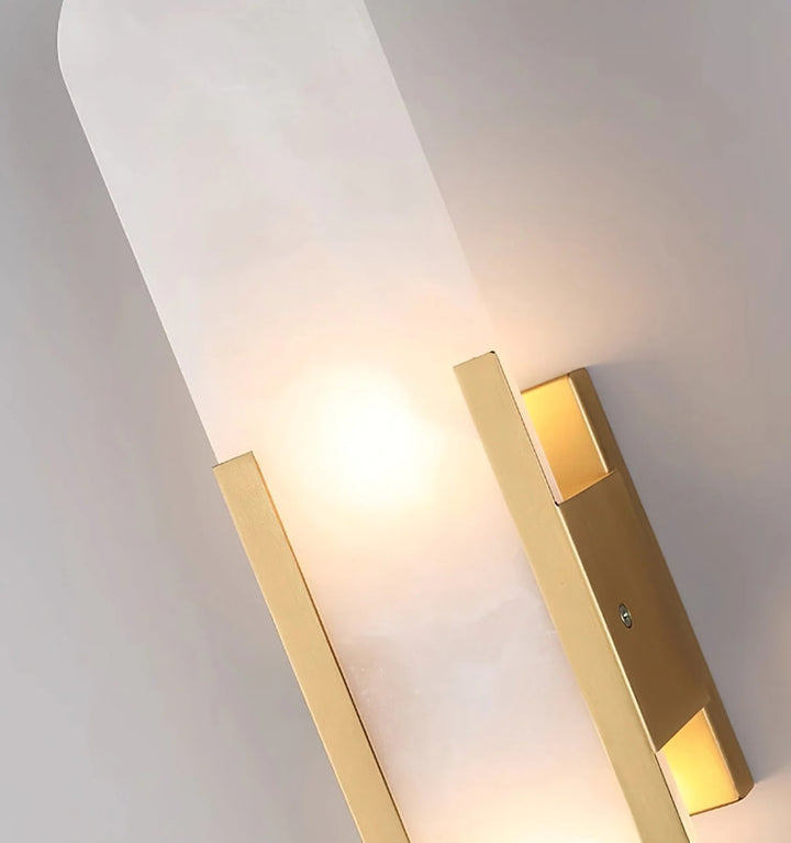 MELANGE ELONGATED ALABASTER WALL LAMP