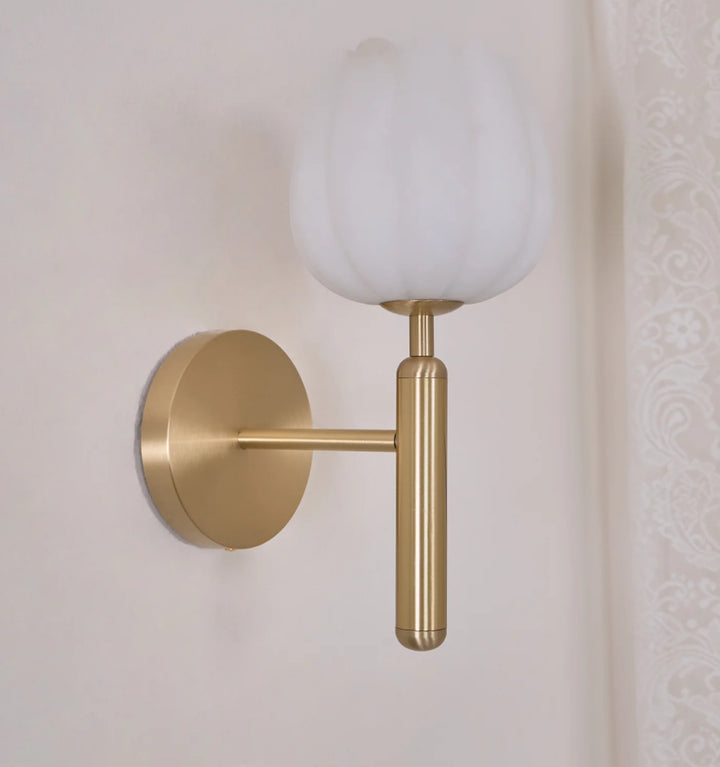 Mian Wall Lamp