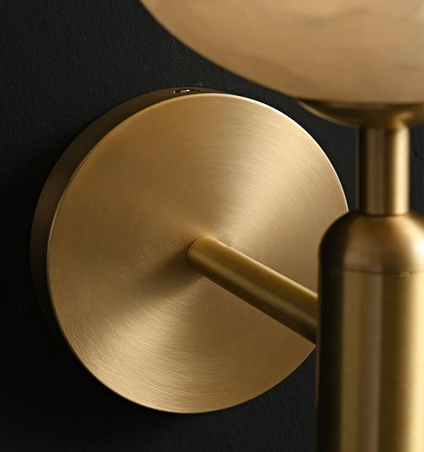 Mian Wall Lamp
