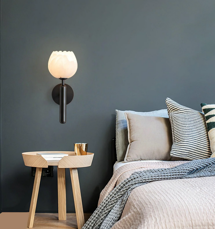 Mian Wall Lamp