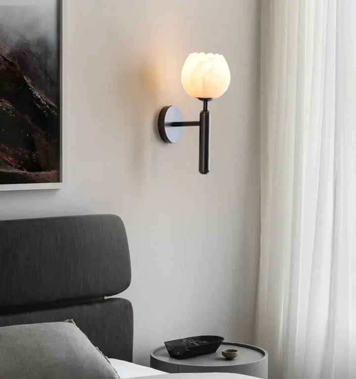 Mian Wall Lamp