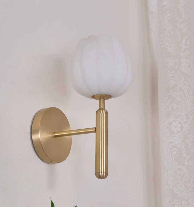 Mian Wall Lamp