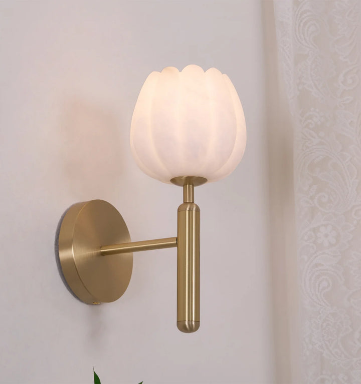 Mian Wall Lamp