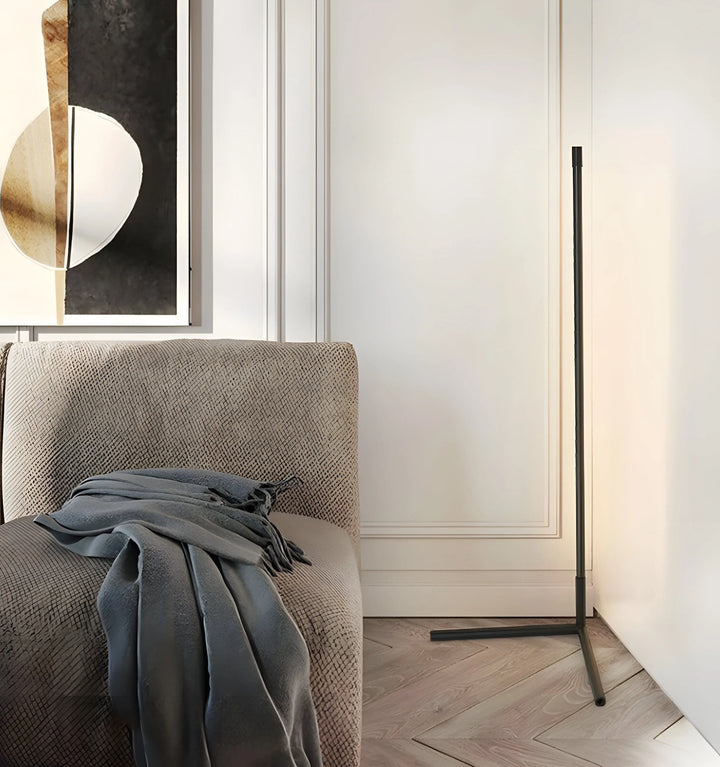 MINIMALIST LED FLOOR LAMP