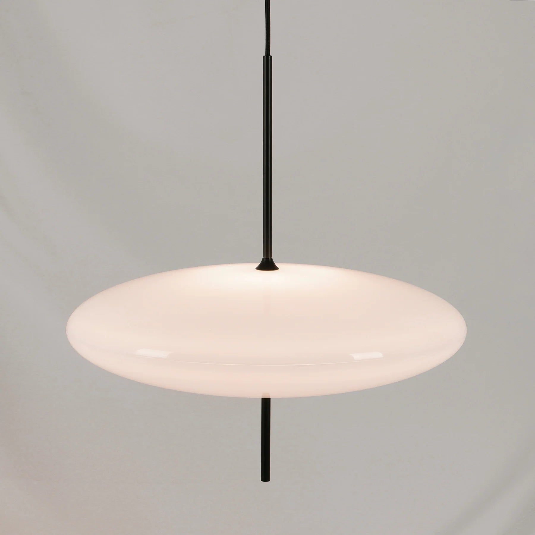 Model 2065 Pendant Lamp - Yiarolight