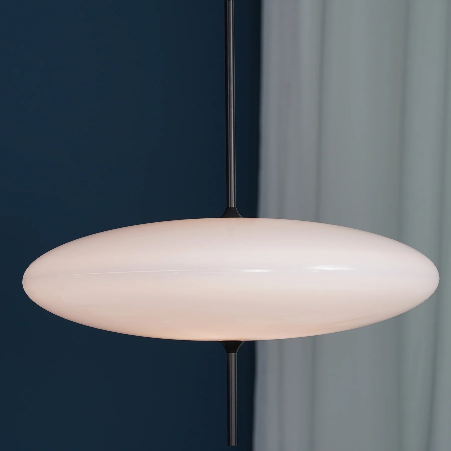 Model 2065 Pendant Lamp - Yiarolight