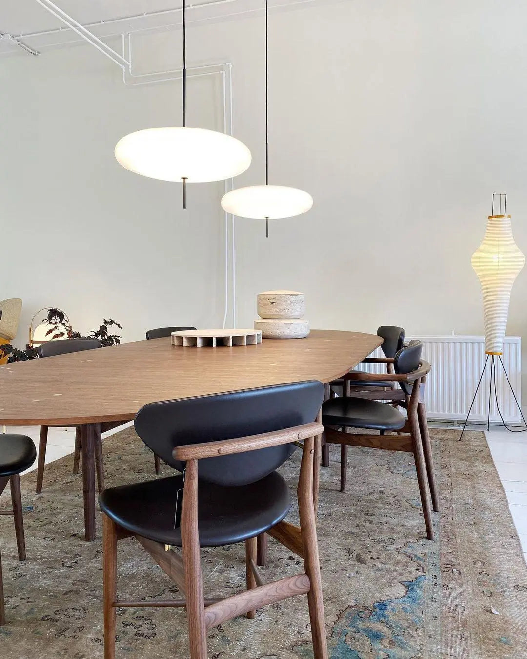 Model 2065 Pendant Lamp - Yiarolight