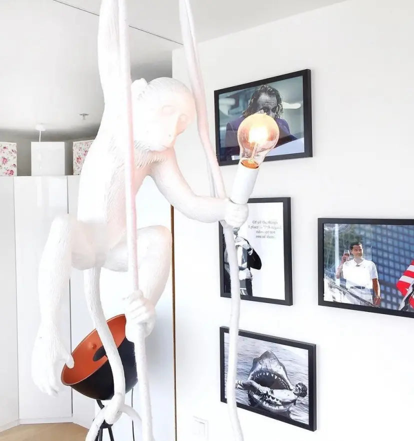Monkey Pendnant Lamp