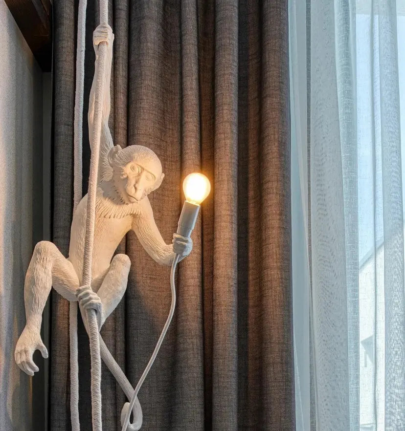 Monkey Pendnant Lamp