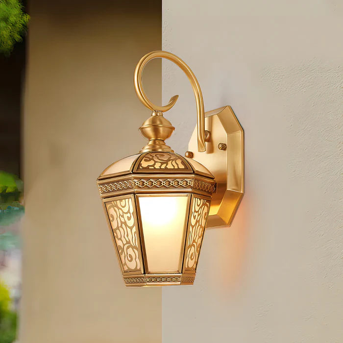 Montrose Outdoor Wall Light - Yiarolight