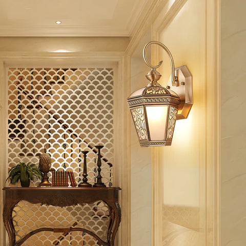 Montrose Outdoor Wall Light - Yiarolight